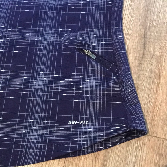 Nike Dri-FIT Pullover Hoodie - Picture 5 of 7